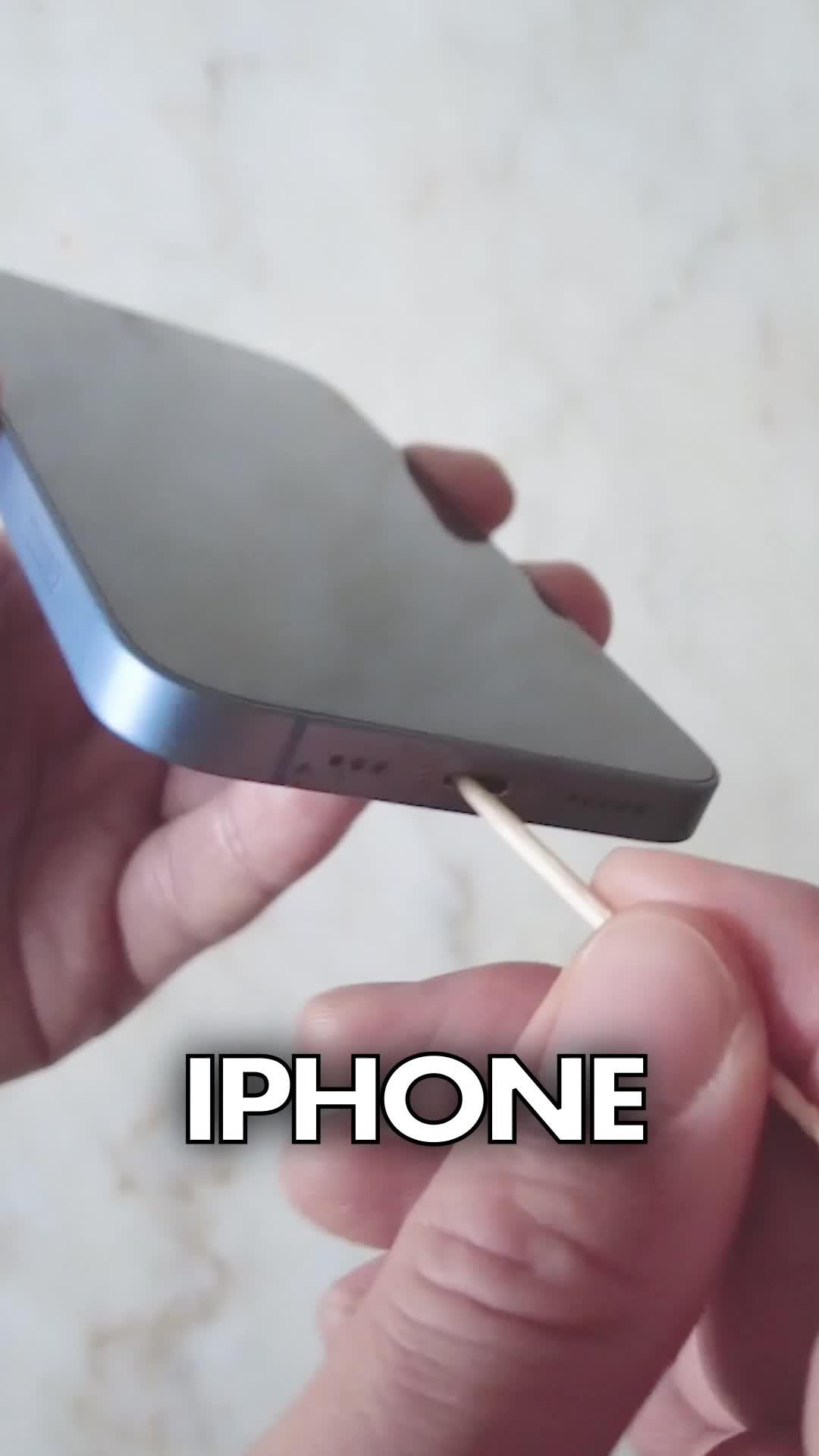 Free up iPhone storage in seconds with Ai Cleaner!