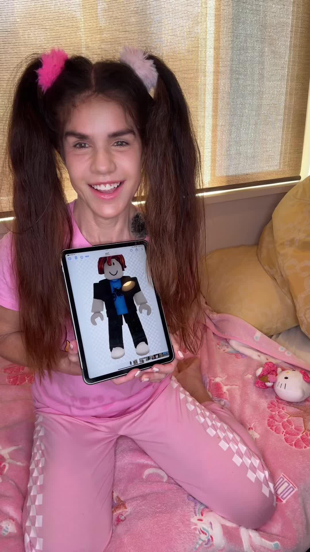 Create unique skins for your characters