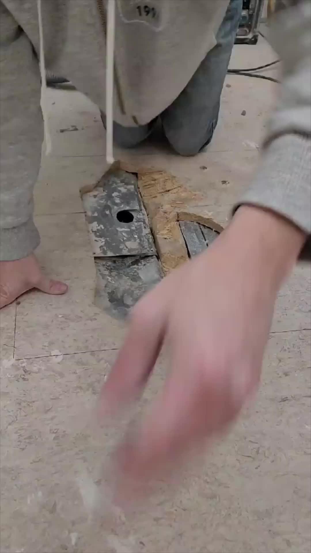 Customize your invoices and look professional