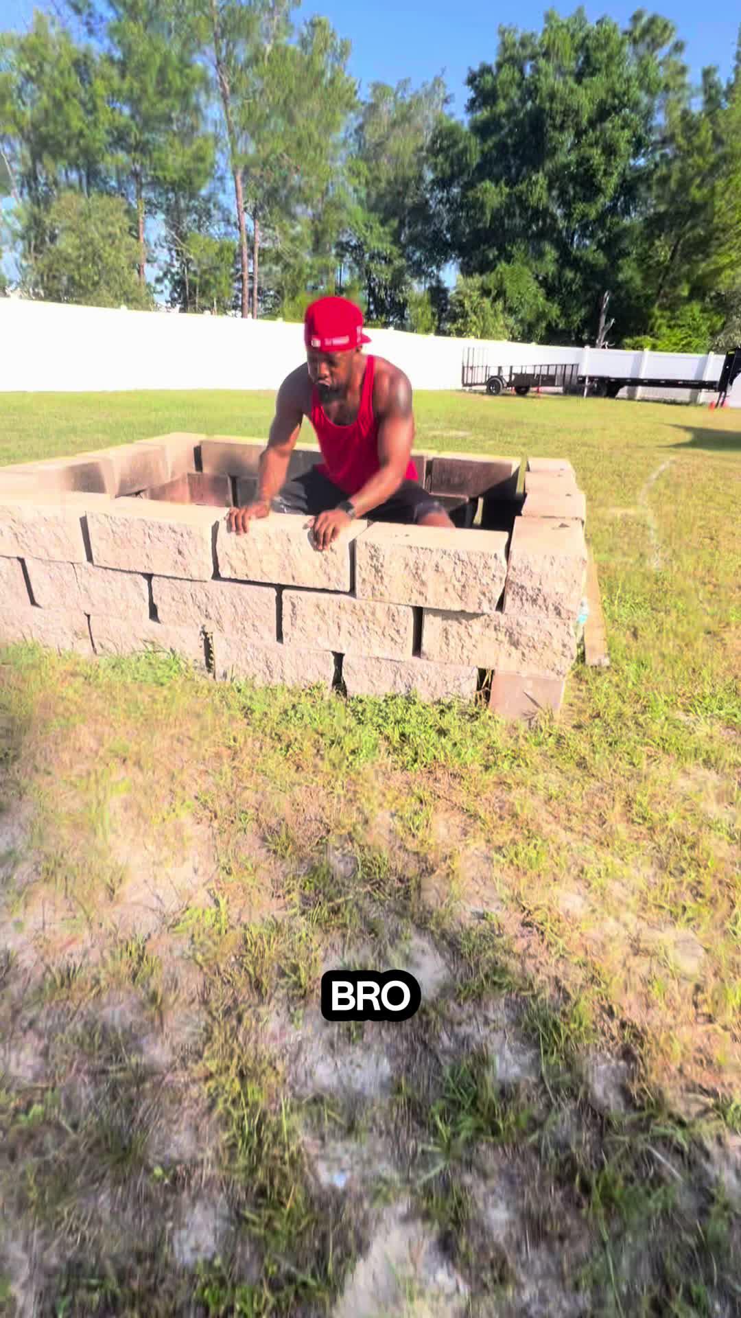 Use wisdom and strategy to repel the terrifying zombie invasion!