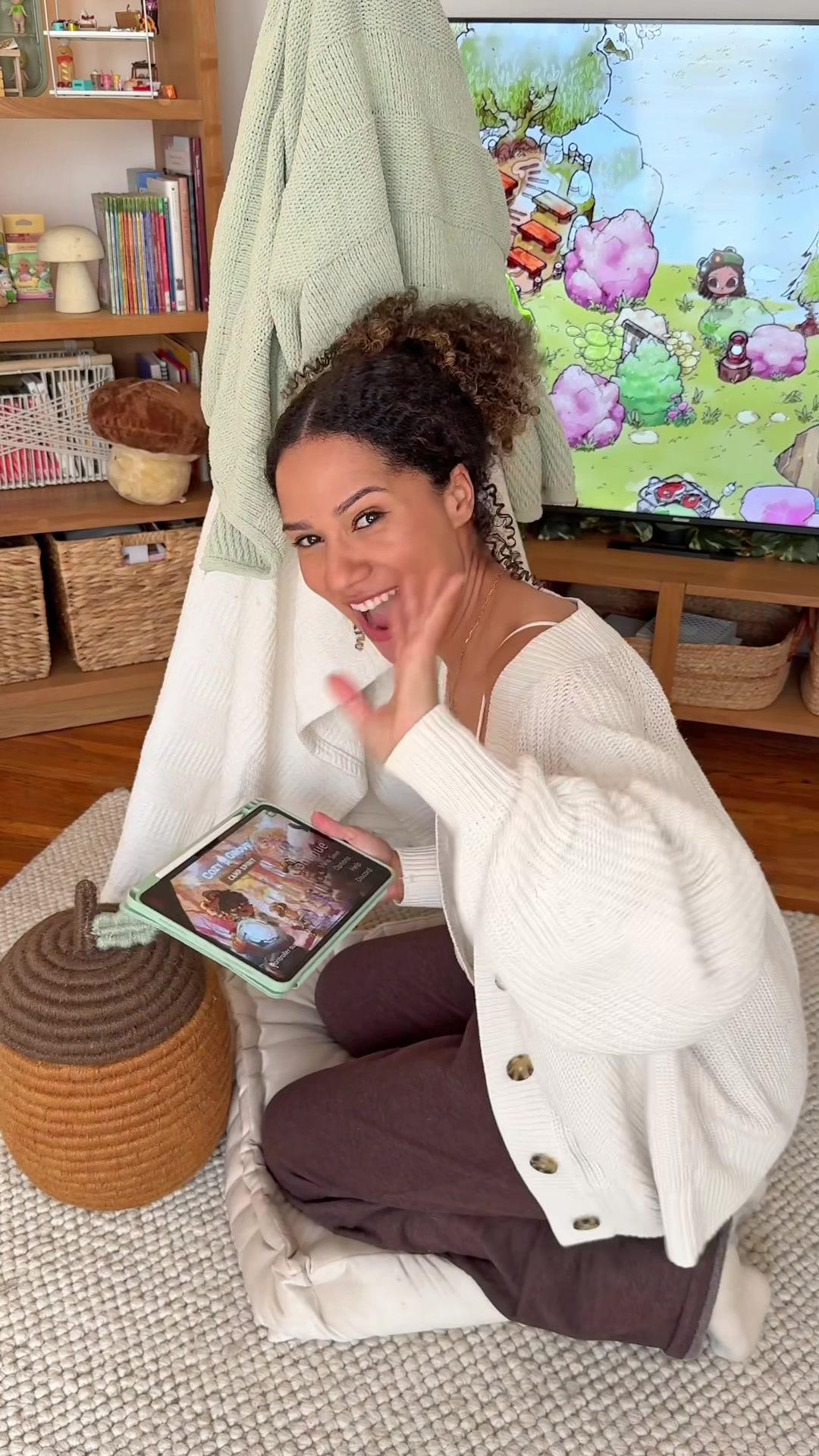 AD | Netflix members, it’s time to do some cozy camping at Cozy Grove: Camp Spirit!!🐻🏕️  @Netflix Gaming   #NetflixCozyGrove #CozyGroveGame #CampSpiritGame #NetflixGames #whattoplay  Download it here! http://bit.ly/3RHL8Hm