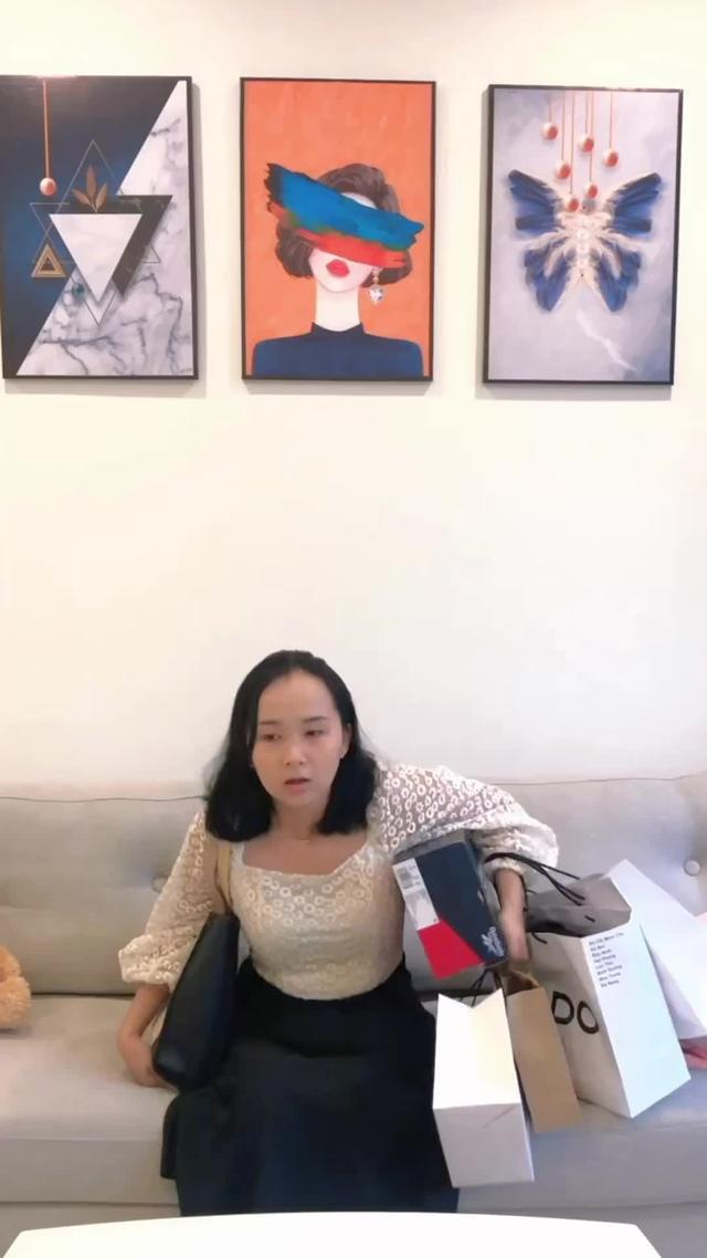 10tr mua sắm linh tinh mỗi tháng? Quản lý chi tiêu thông minh bằng Ngân hàng số Timo ngay!