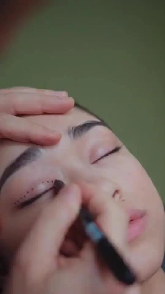 건강한 아름다움은 피부 속에서 시작됩니다. 안전한 시술정보를 손쉽게 '메듭'