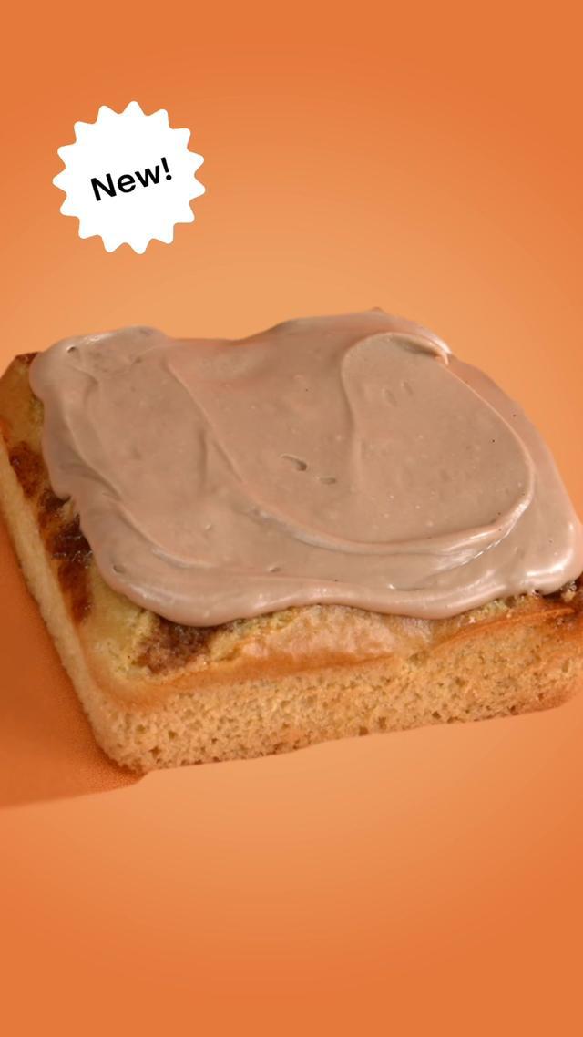 🍁 MAPLE CINNAMON SQUARE (NEW) | 🔴 RASPBERRY CHEESECAKE FT. 𝑃𝐻𝐼𝐿𝐴𝐷𝐸𝐿𝑃𝐻𝐼𝐴® CREAM CHEESE |🍦 FRIED ICE CREAM | 🍫 BROWNIE BATTER | 🟠 CARAMEL PUMPKIN CAKE | 🍪 SEMI-SWEET CHOCOLATE CHUNK #Crumbl The PHILADELPHIA® trademarks are owned by Kraft Foods and used with permission. ©2024 Kraft Foods. It may be Mini Mondays™ tomorrow... but Minis are now available all week long! 🗣️ Available only in select products while supplies last. ✨