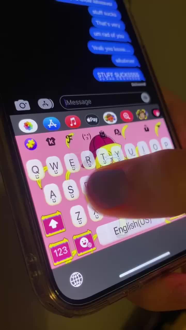 Set exclusive  keyboard& themes for your Phone!