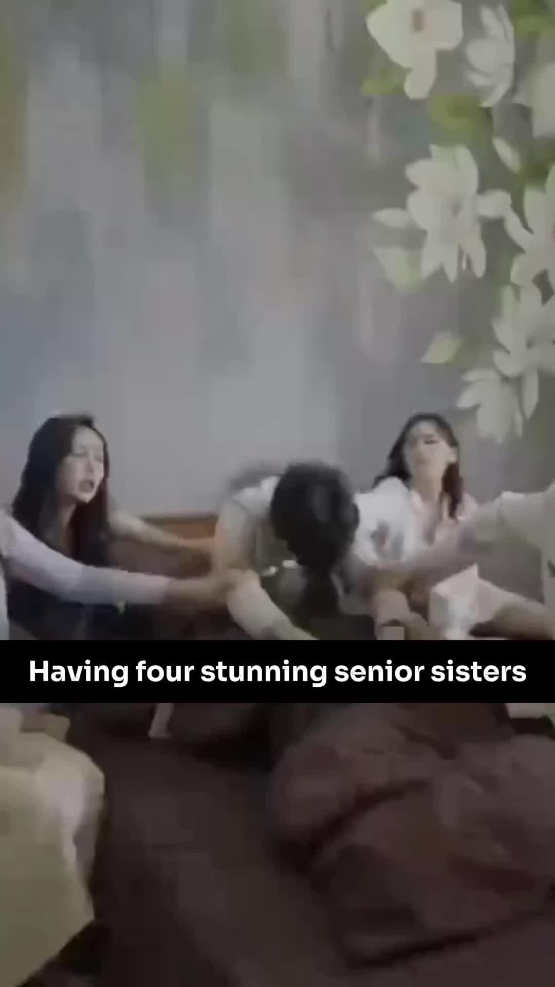I Have Four Drop-Dead Gorgeous Senior Martial Sisters