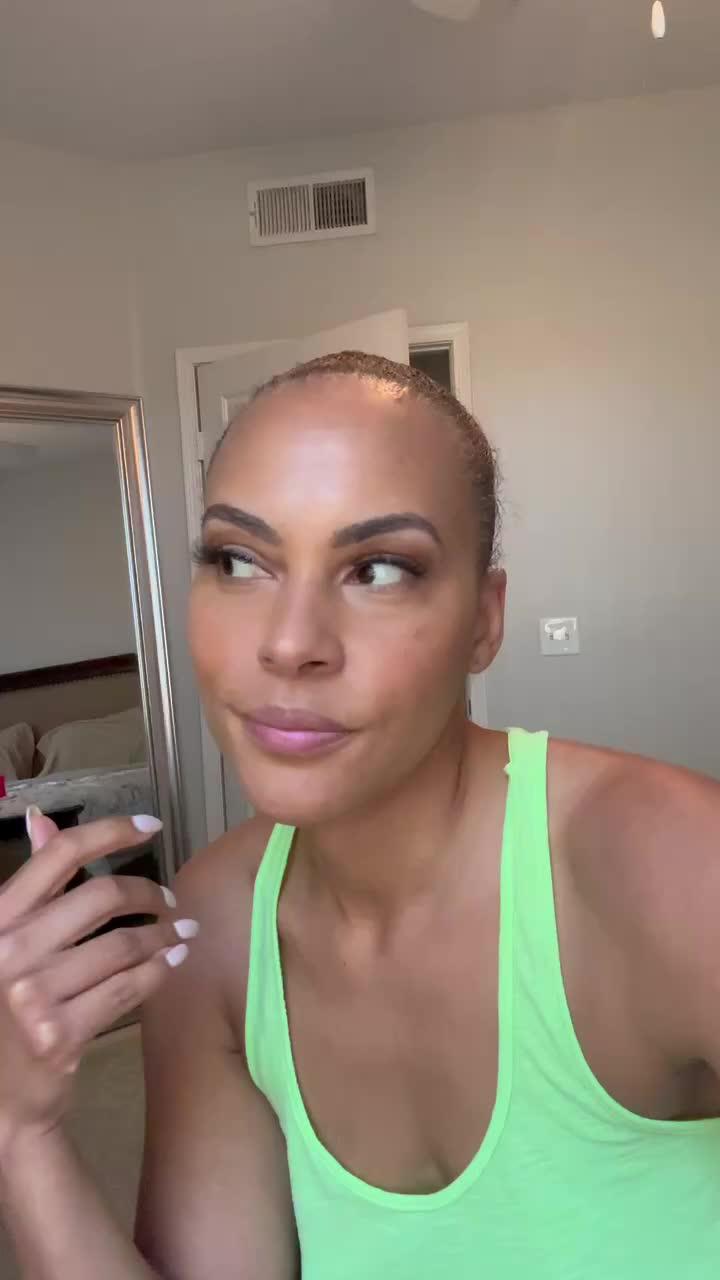 Thx me later 👀 #swipewipe #iphonehack