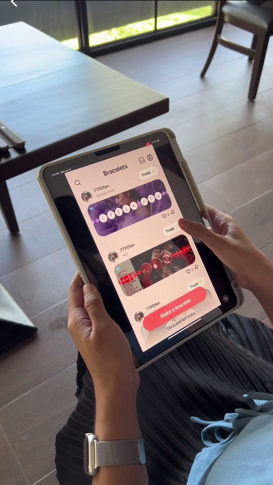 Hello, swifties! I found an app that can create friendship bracelets!! ✨🫶🏼💕 #friendshipbracelets #taylorswift #friendshipbraceletsapp #app #swifties #swiftie #swiftie4ever #swiftietiktok