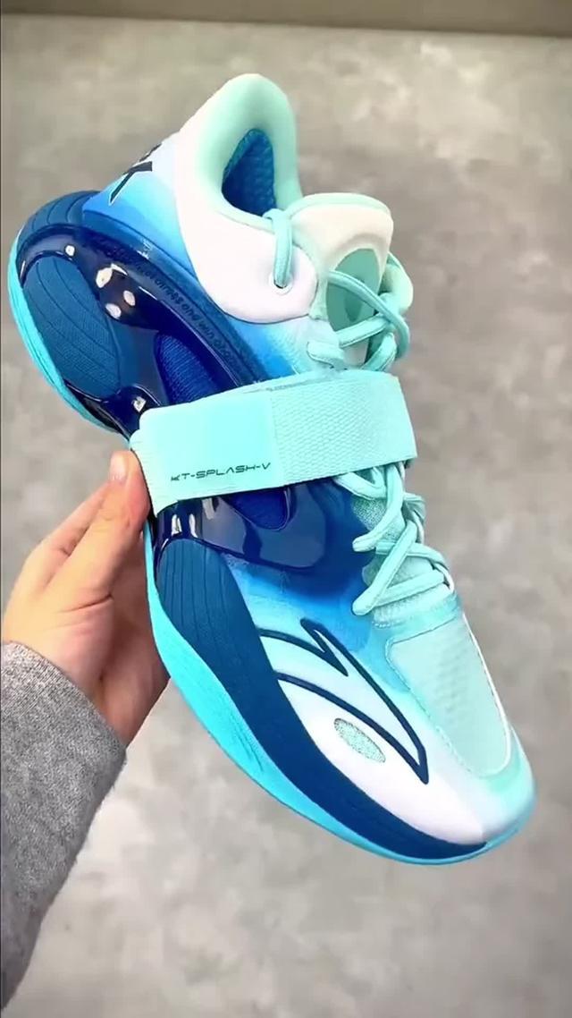 Come to Voghion now and find what you love!