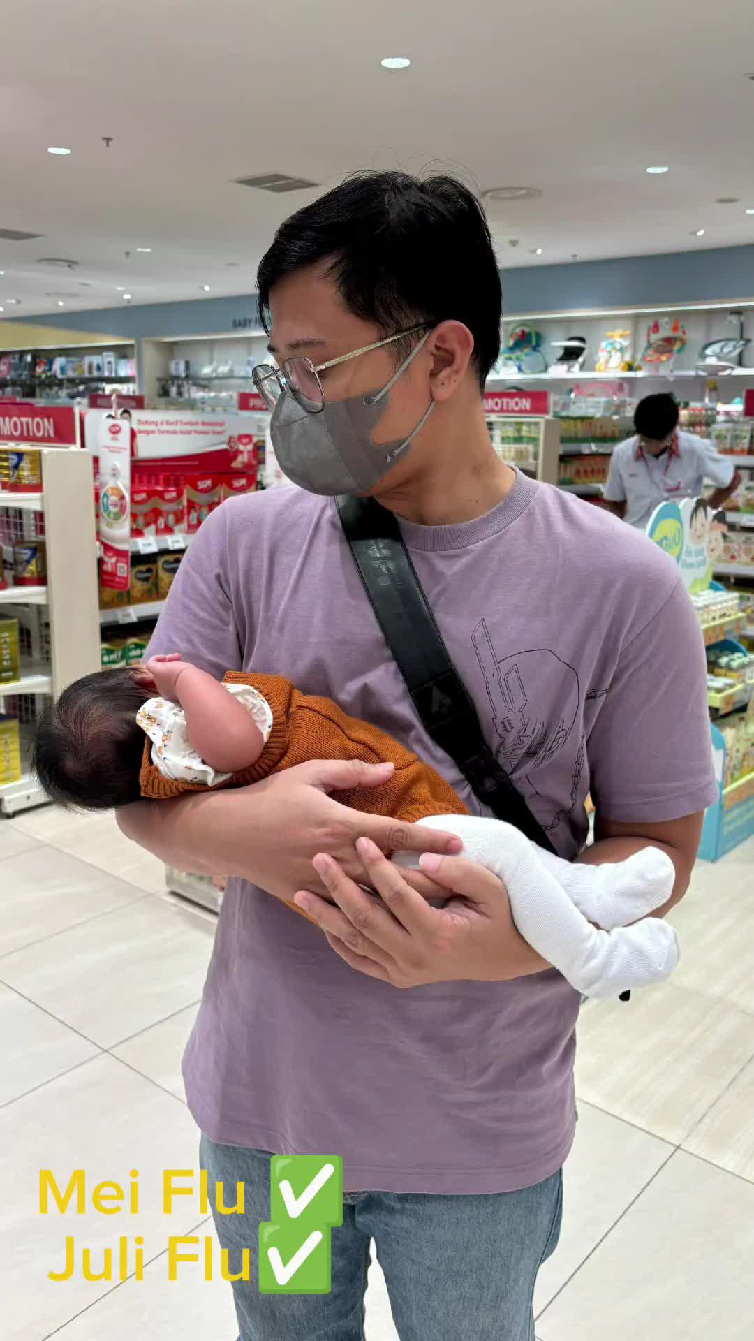 Bismillah, udah bosen flu terus 😷 mudah2an ikhtiar ini ada hasilnya 🤲🏼 #vaksinhomecare #mudahdarimanasaja #tenangmenjaga @HalodocID