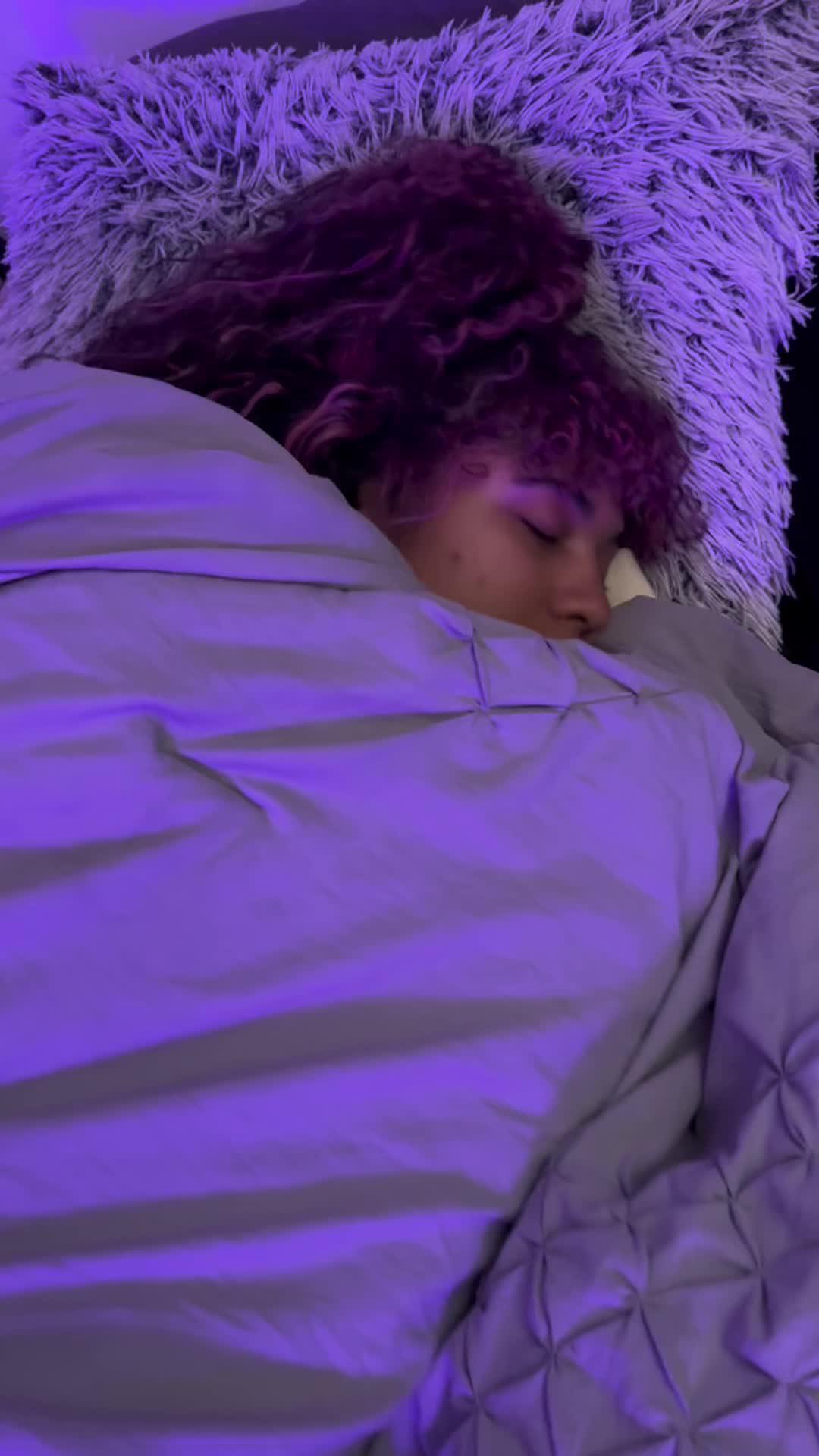 Get a good night’s sleep and learn your patterns with Sleep Tracker.