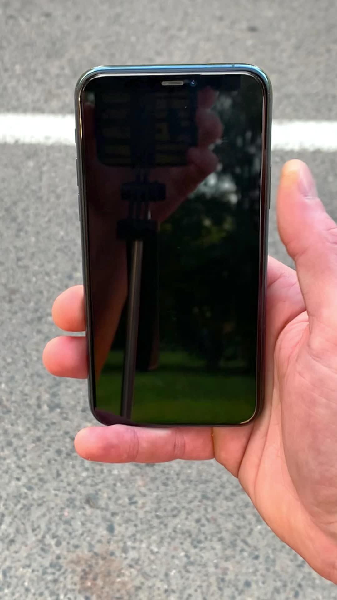 Set exclusive widgets & themes for your iPhone!