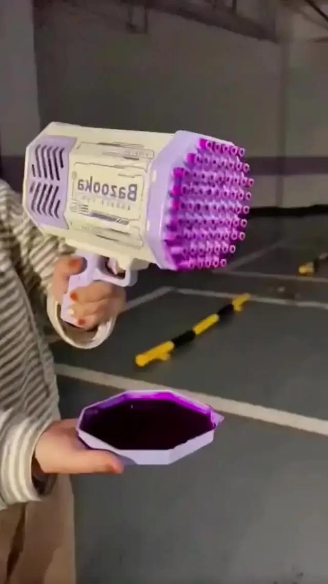 バブルマシン｜特別価格1399円，送料無料、7日間返品可能！69穴電動式、バブルの海を満喫しましょう