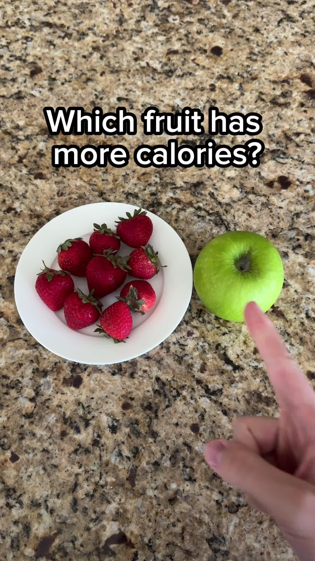 Calorie and macros tracking can be simple. Try the AI foodscnner, it's an ultimate game-changer