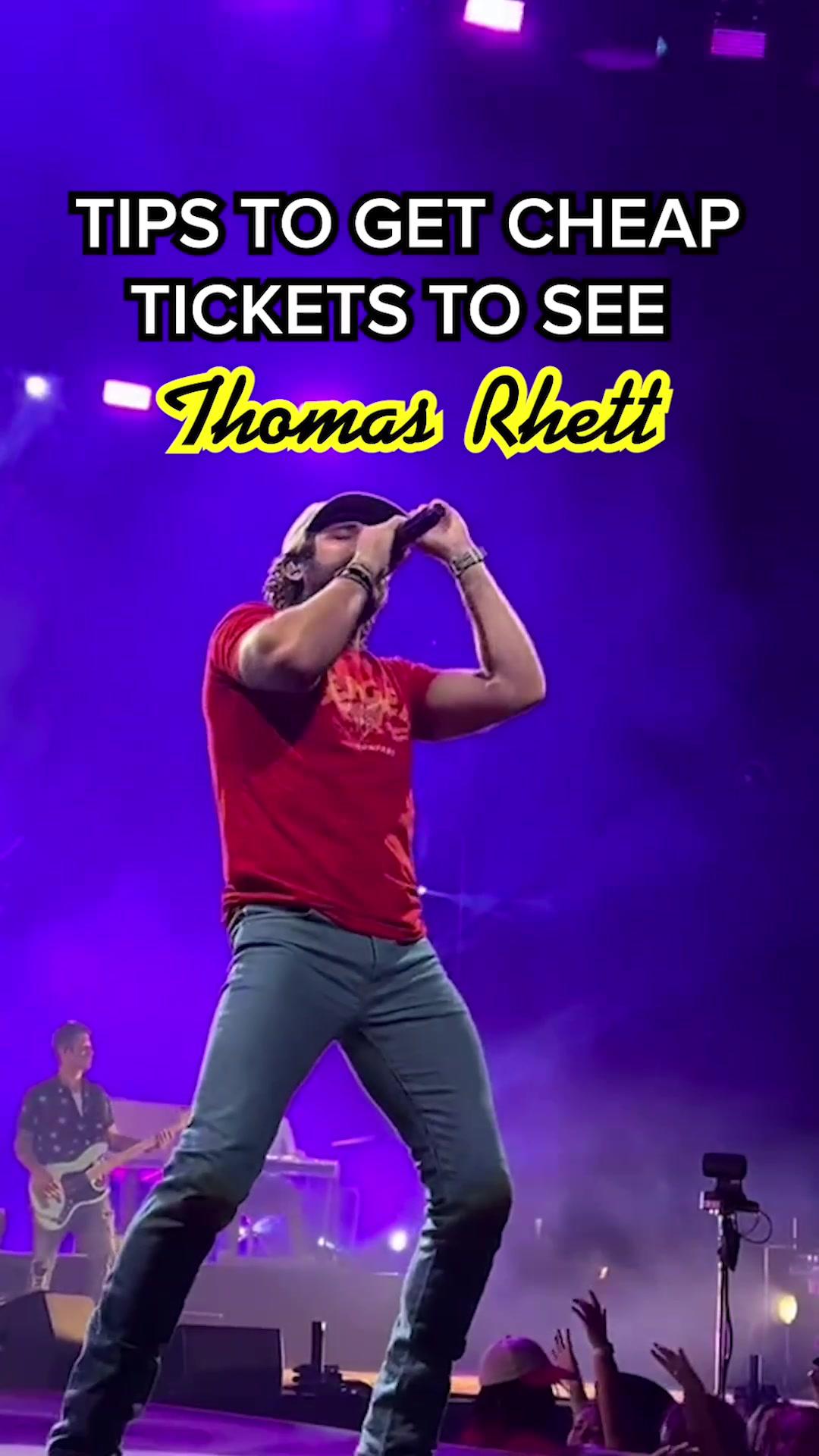 the way that he moves how could anybody blame him? #thomasrhett #thomasrhettconcert #countrymusic #concerttips #gametimeapp