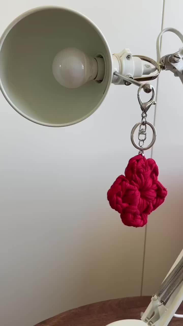 Try our AI Photo Editor to give your photos a fresh new look! Experience it now!