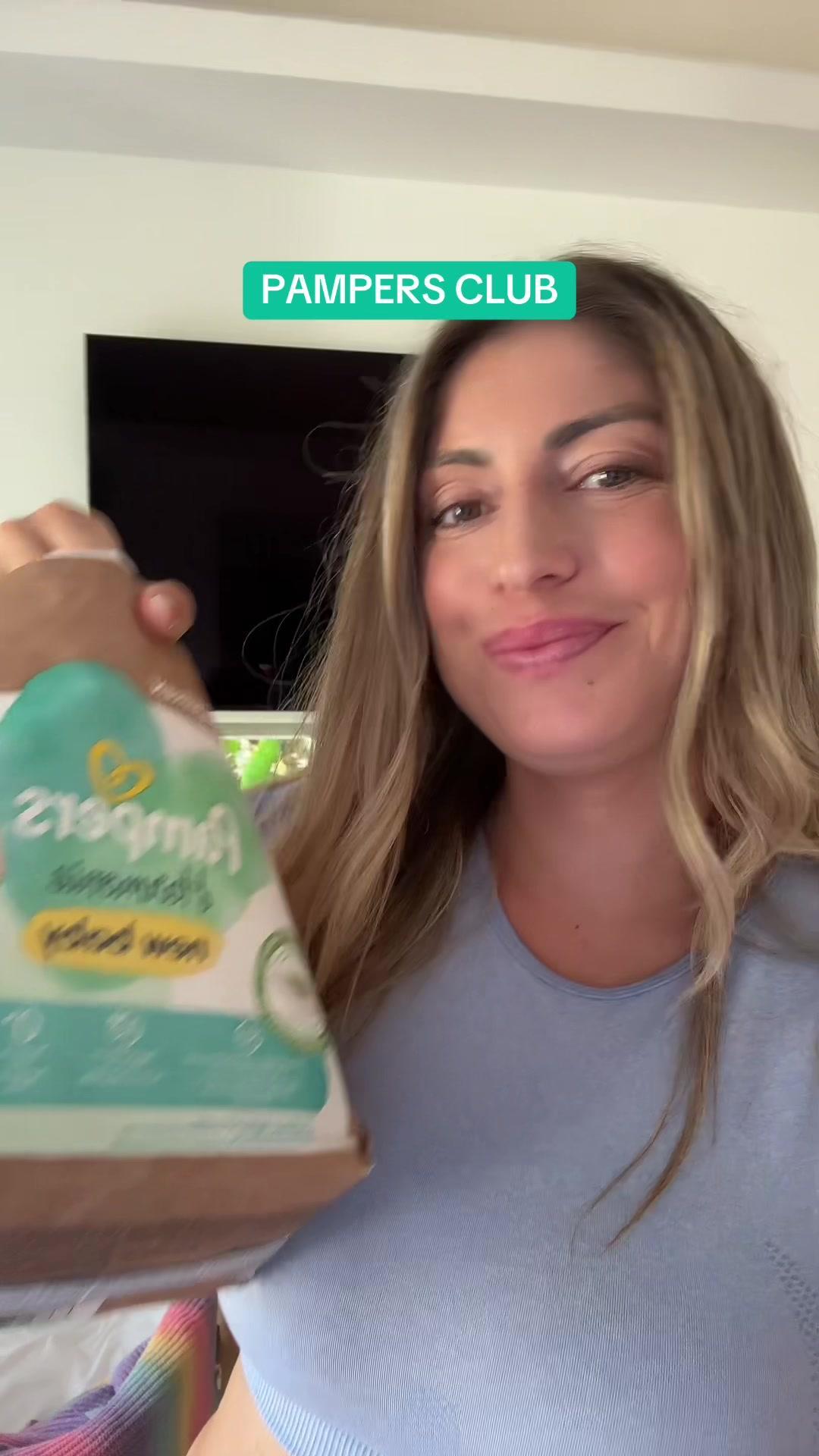 Je fais désormais partie du Pampers Club, une application qui simplifie ma vie de maman ! 🤝🏻🩵 En scannant les codes dans les paquets de couches, vous pouvez accumuler des points et obtenir des couches gratuites☁️ Et pour bien commencer, tous les nouveaux utilisateurs peuvent bénéficier de 600 points en utilisant mon code 📱: BIENVENUEIG600. 🥰🧸 #collaborationcommerciale  #PampersAppClub #MonPampersClub@Pampers_france 
