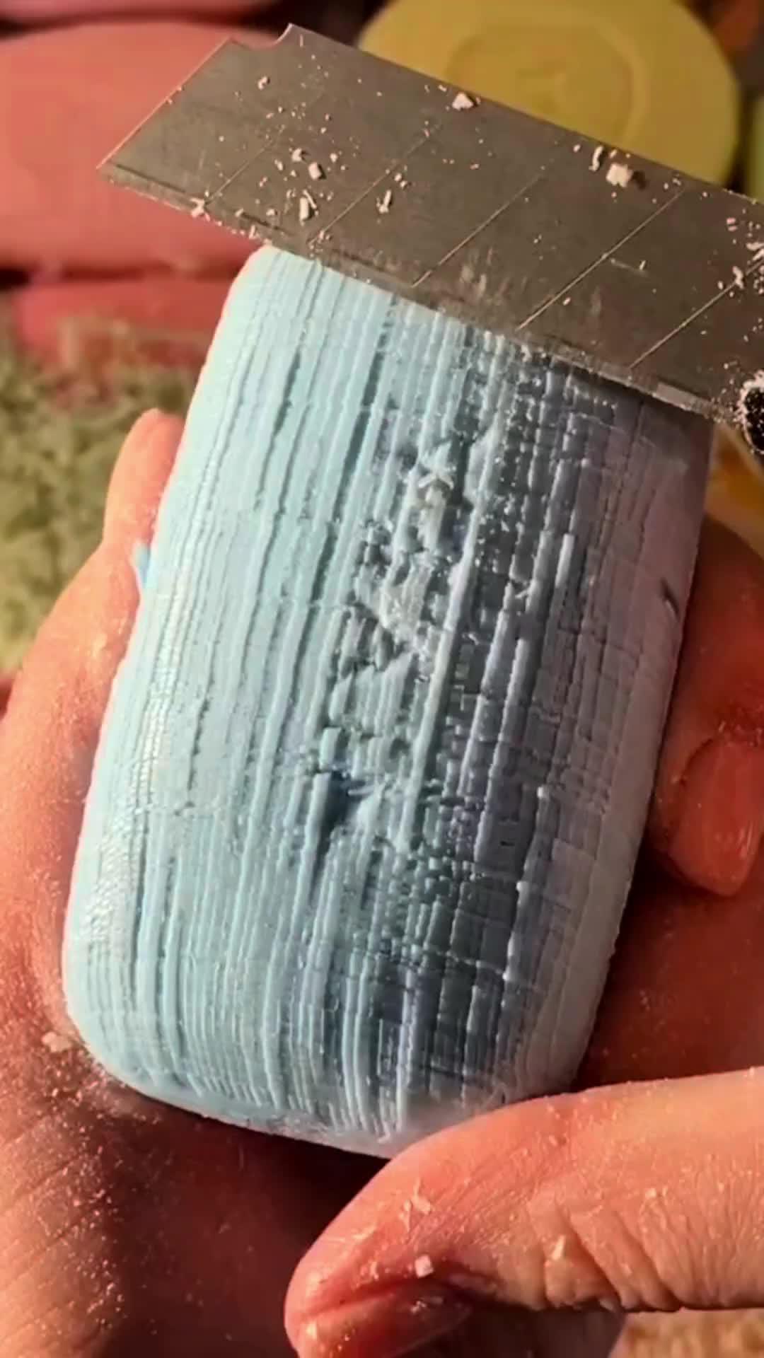 Struggling when you can't understand during a phone call? Try this app！