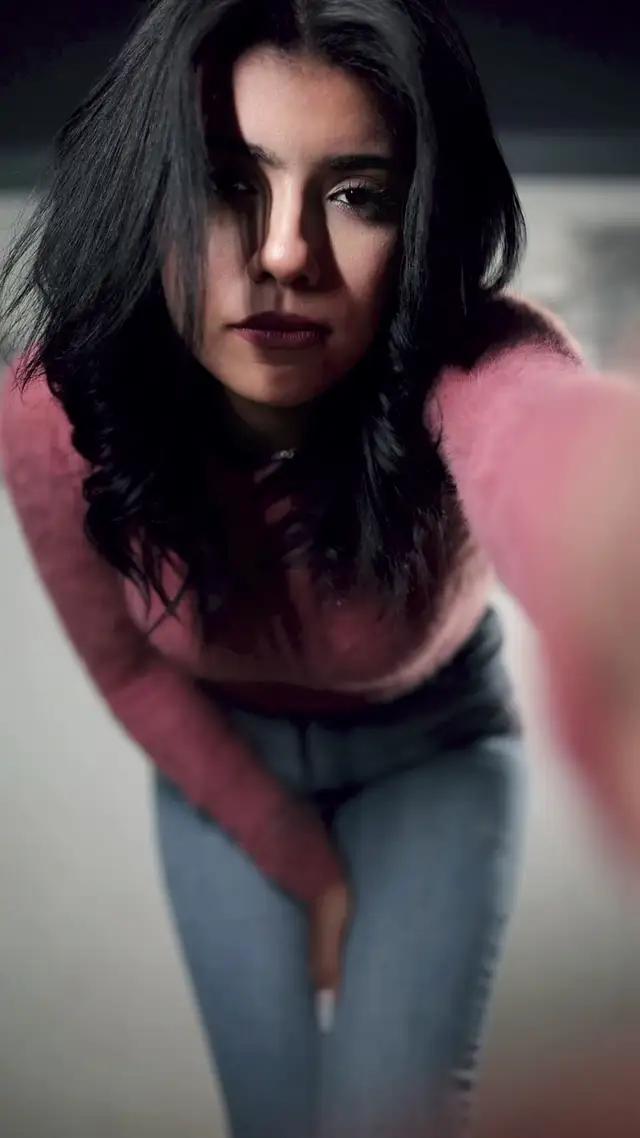 الدردشة الصوتية في الوقت الحقيقي وحفلات الغرف الجماعية