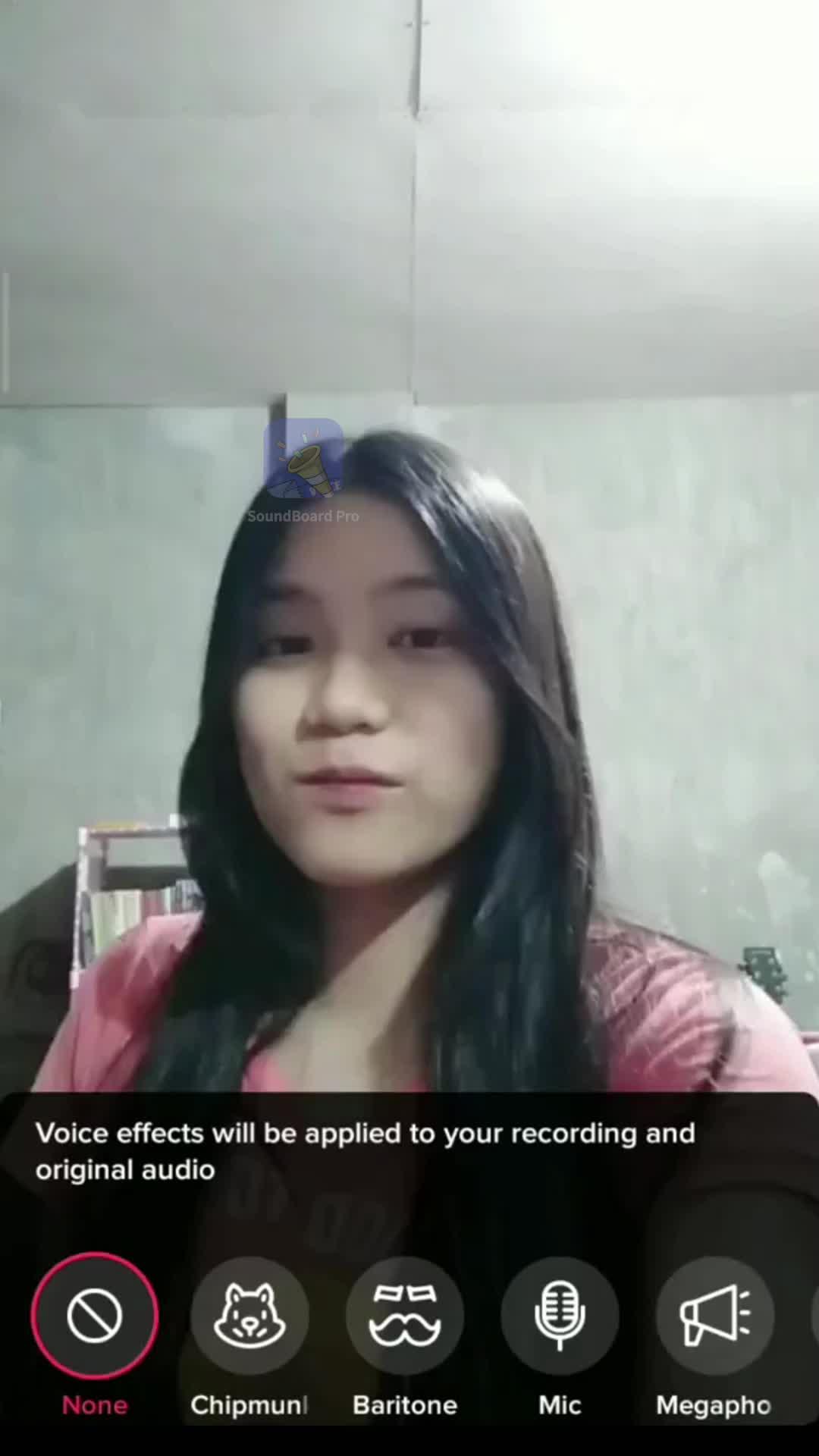 Haven't tried the voice changer while playing? Download to experience the fun of voice change