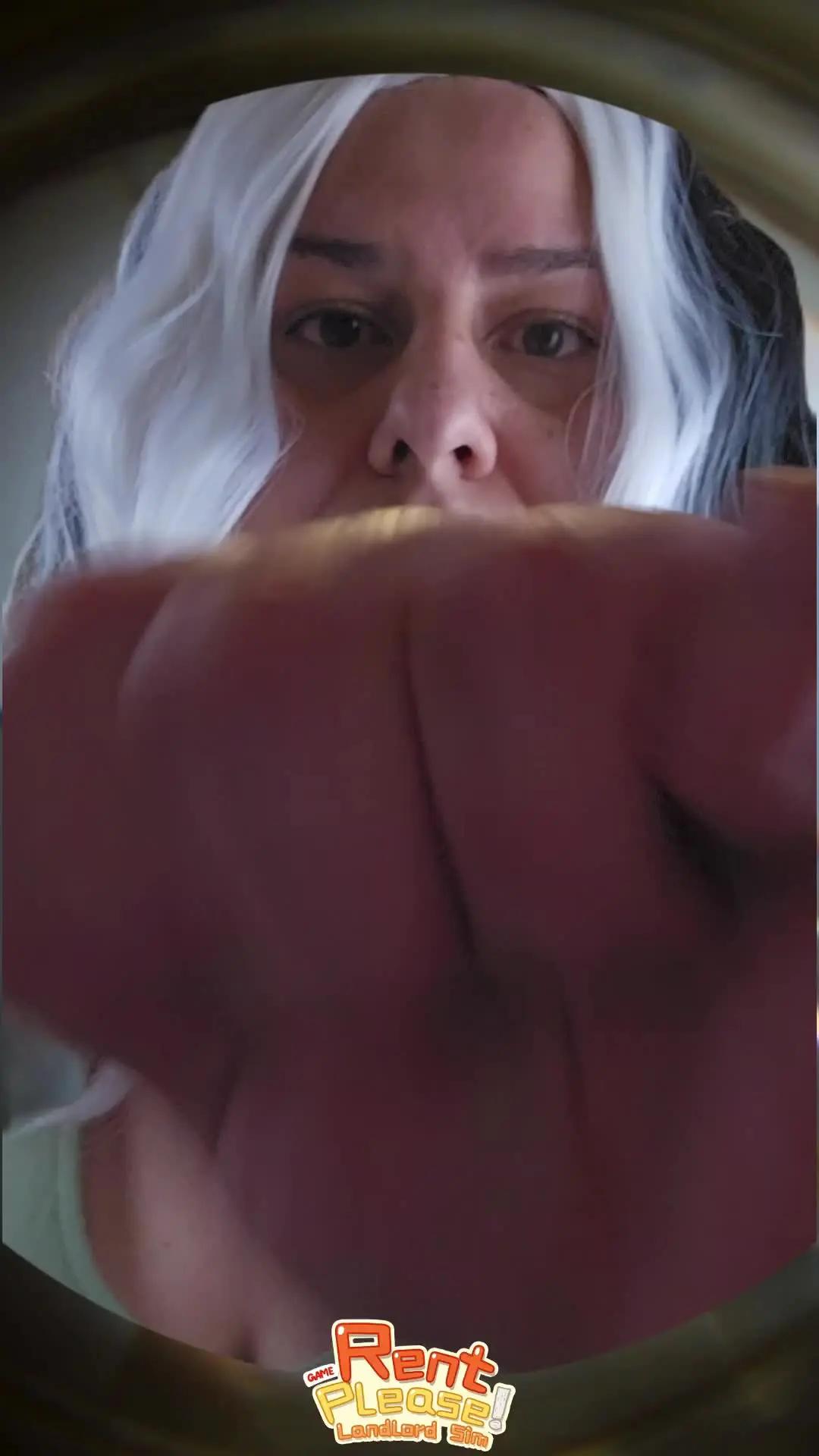 Build your own realistic empire in Rent Please!!