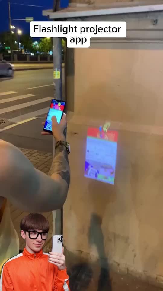 溪流。 控制。 享受。 卡斯托：電視演員。 立即取得！