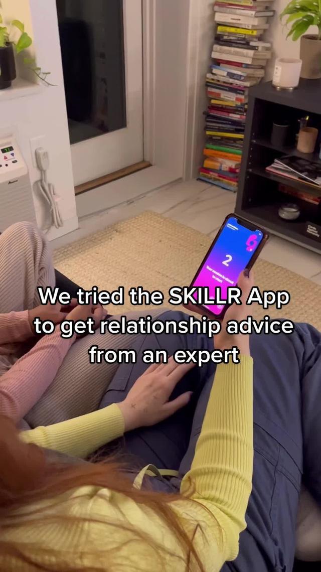 Experts at your fingertips & you only pay for the time you need. No strings attached. 👩🏼‍❤️‍👩🏽 #relationshipadviceforeveryon #relationshipexpertadvice #couplestherapyneeded #queerrelationshipadvice #queerrelationshipcoach 