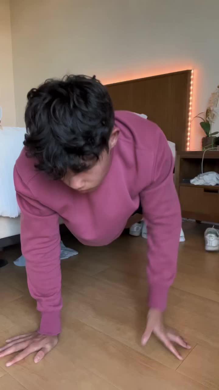 Delete duplicate photos and videos!