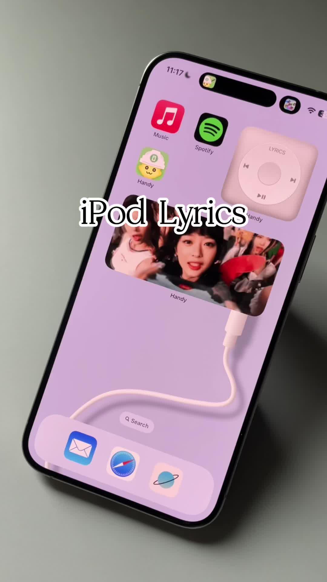 iPod lyrics widget hangs out on your Lock Screen showing live lyrics to match every song you play