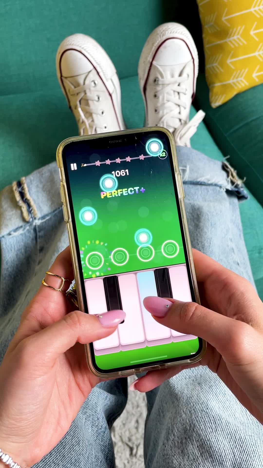 This piano game totally pops!