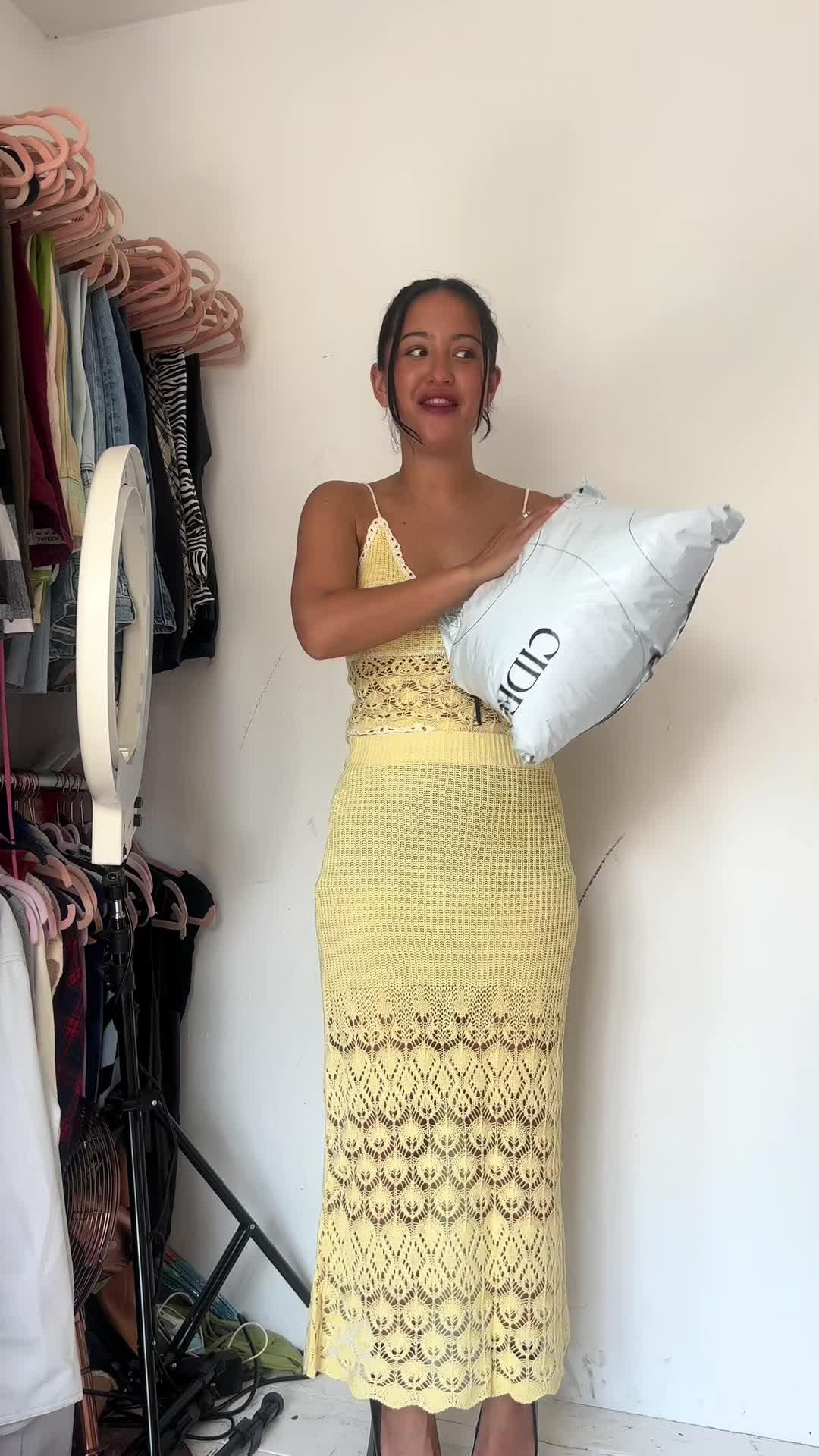 20% off your first app order! Call your besties!