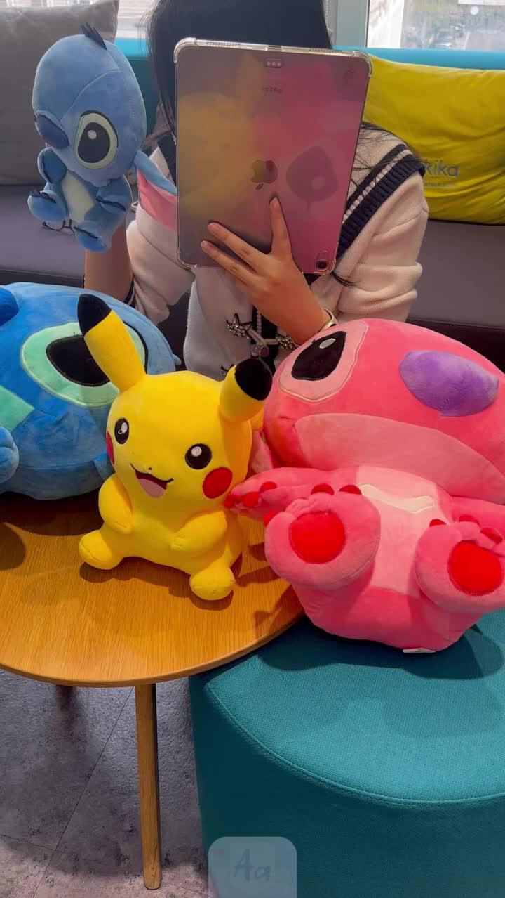 Set exclusive widgets & themes for your Phone