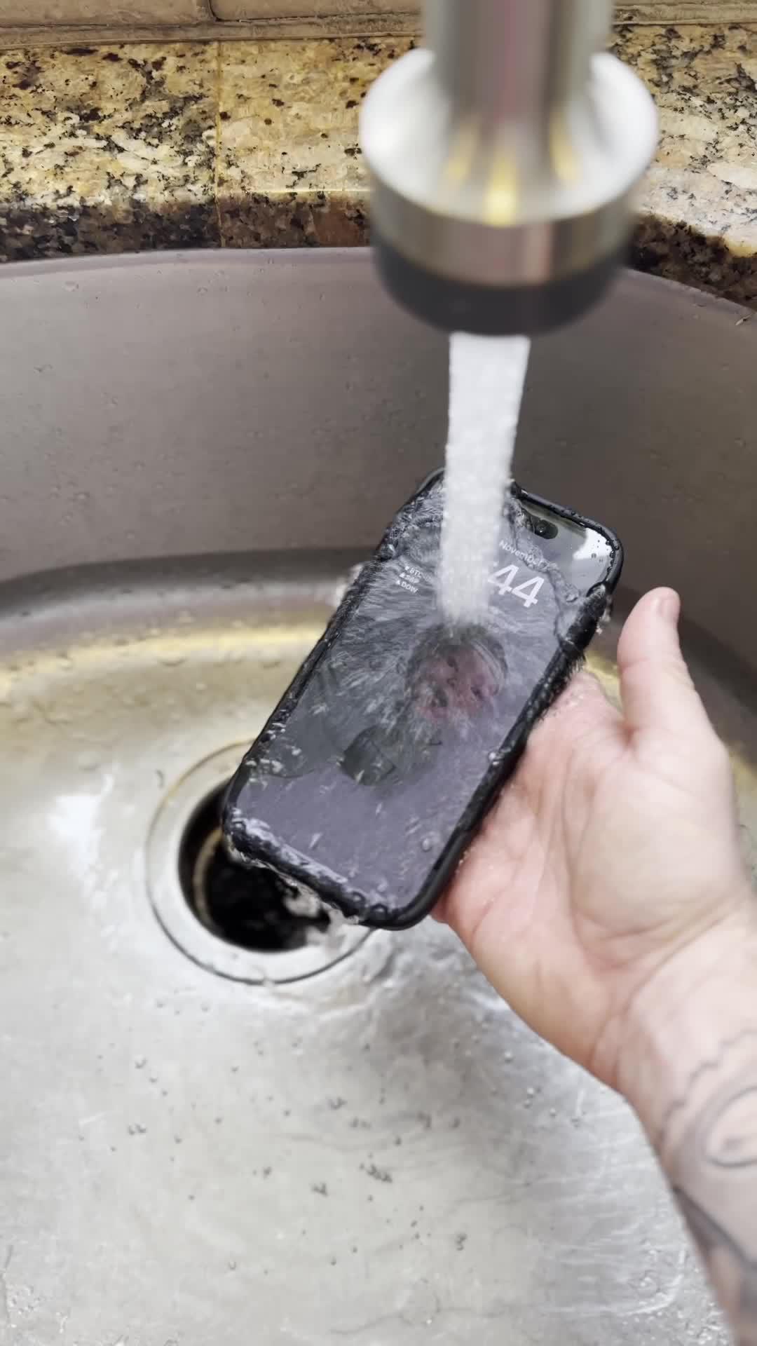 Free up iPhone storage in seconds with Cleanup!