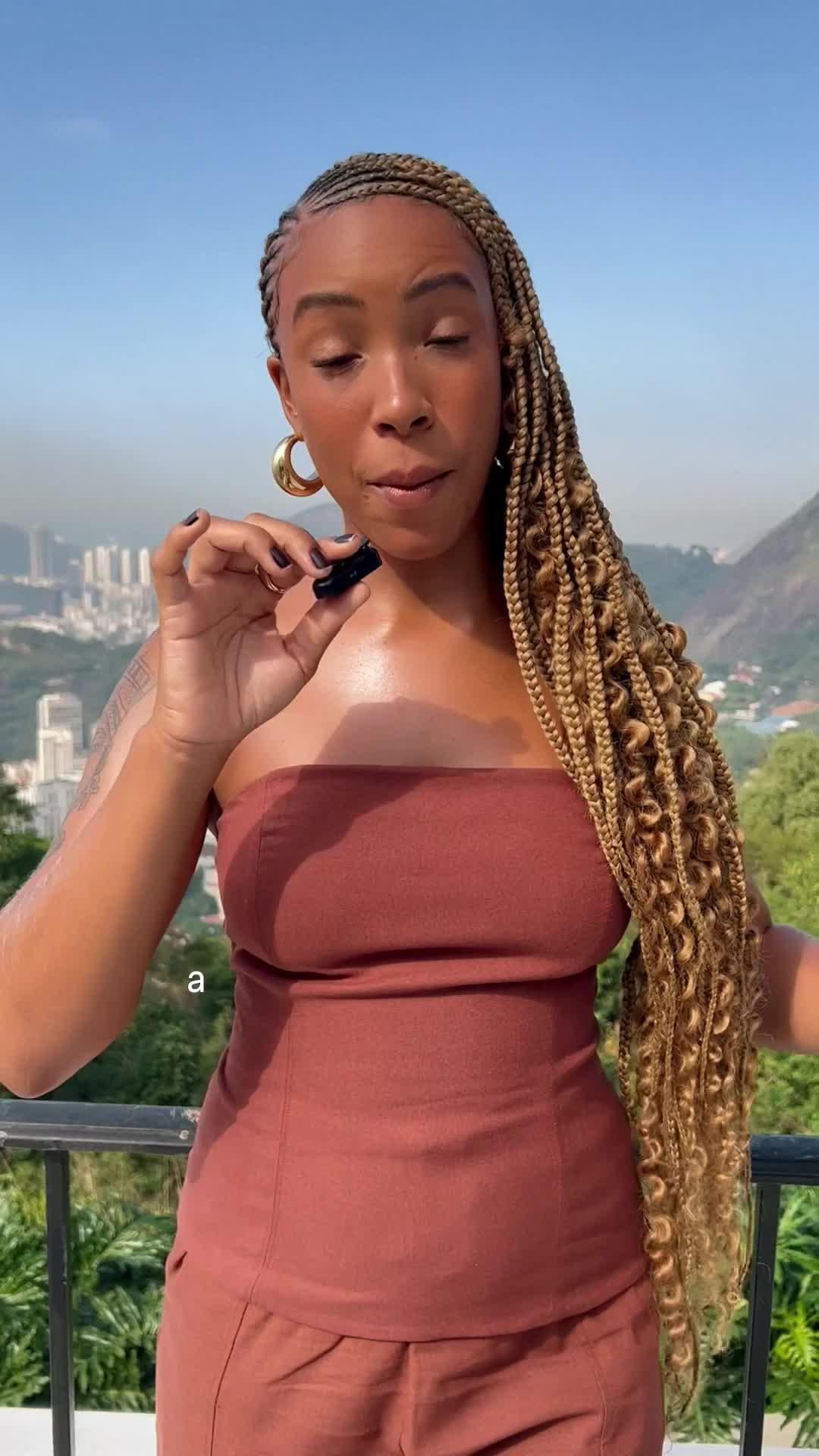 Baixe o app da Riachuelo e confira a nova coleção de Primavera/Verão, repleta de tendências!