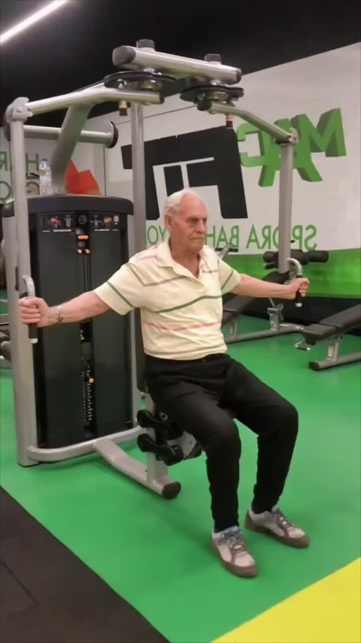 yall gotta try this out 👀 stretching is the most important part! ‼️🔥 #weasyo #wellness #fy