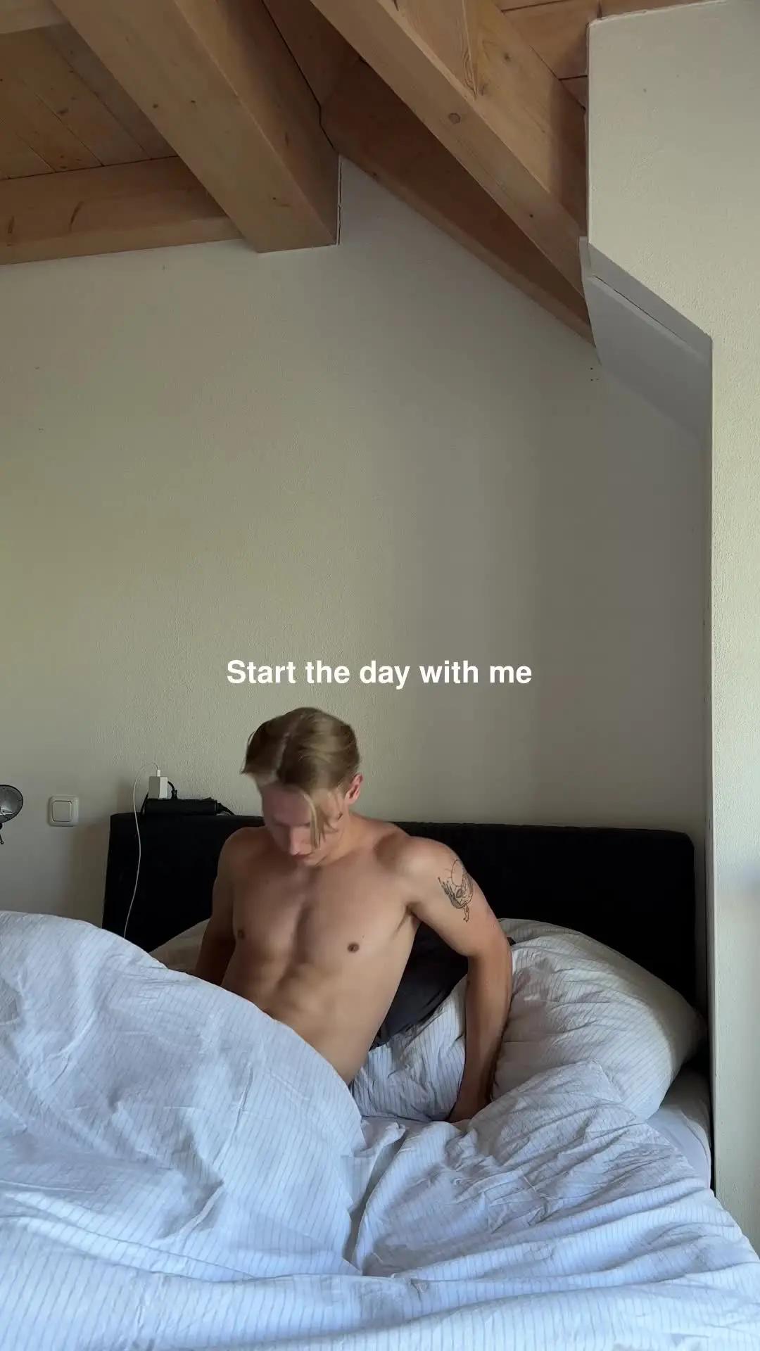 Start the day with me w/@Productive - Habit Tracker #fy #productiveapp #productivepartner #dayinthelife 