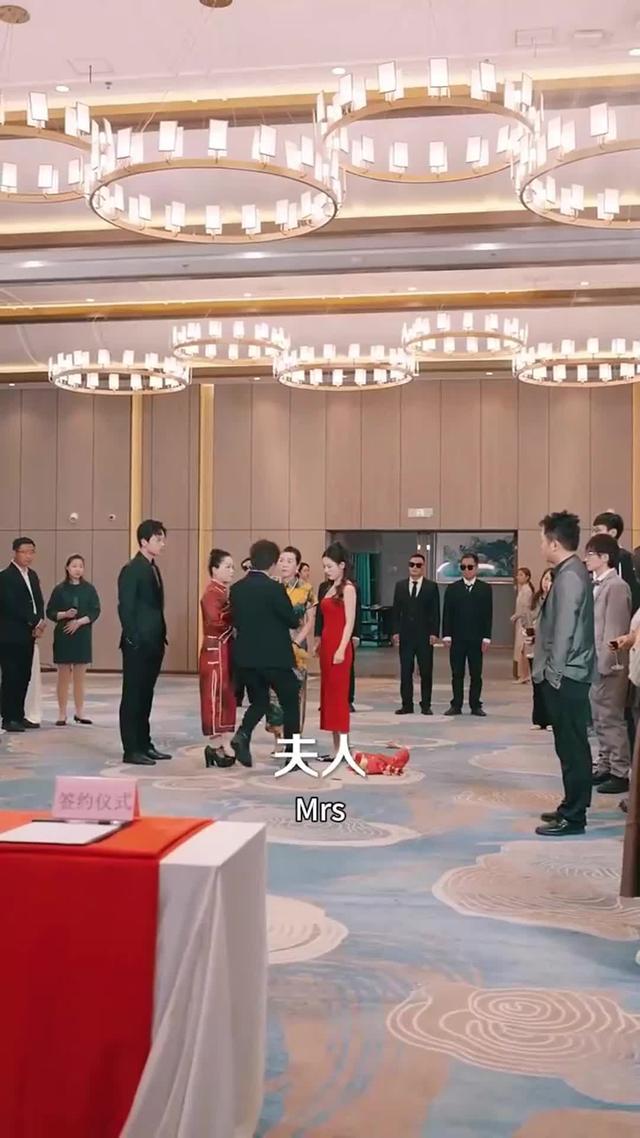 Download YoutooTV App to watch next episodes. #drama #chinesedrama #shorts 