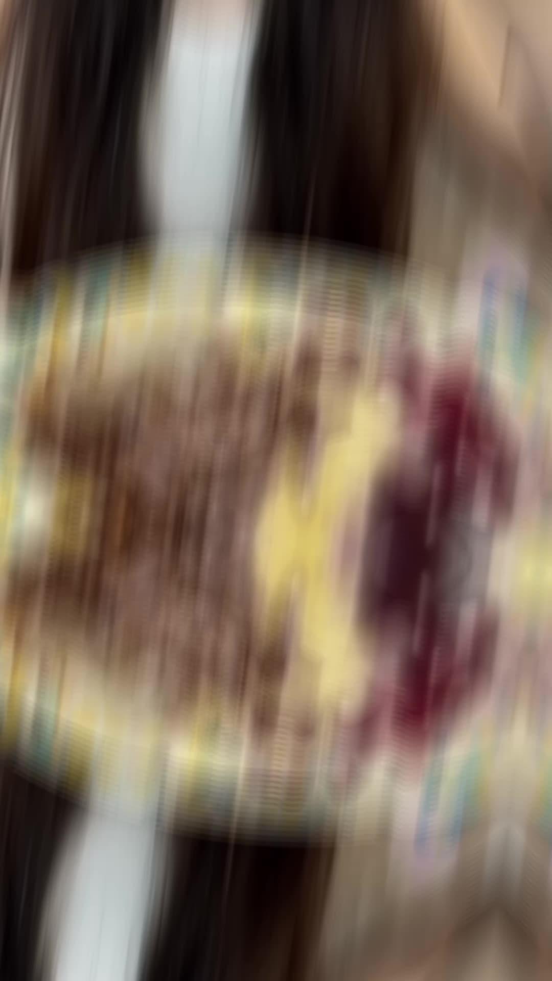 Calorie and macros tracking can be simple. Try the AI foodscnner, it's an ultimate game-changer