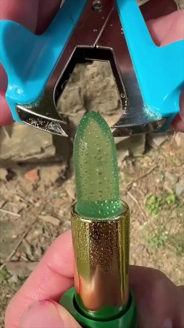 可以緩解壓力的化妝遊戲，快來體驗！