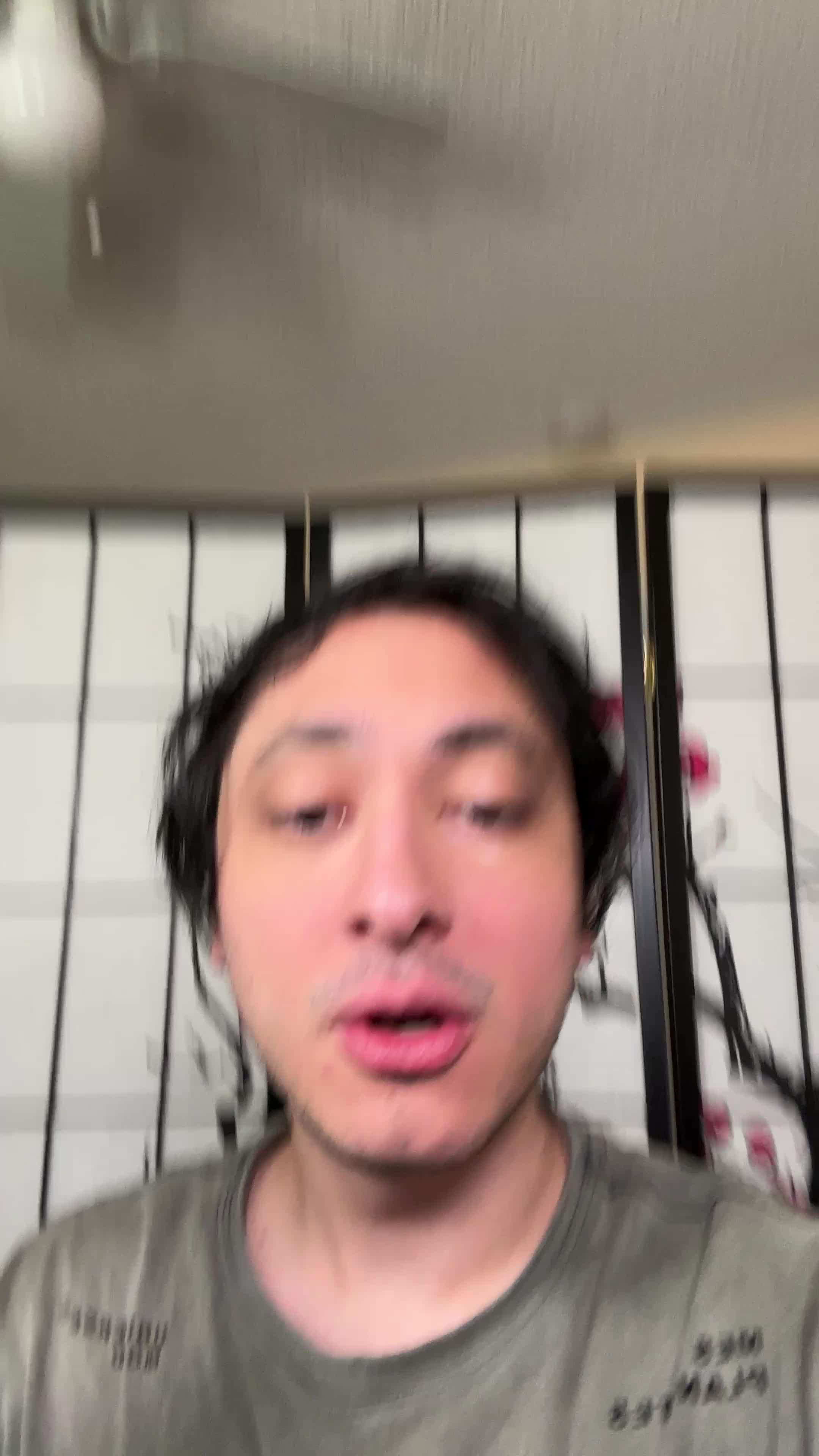 Play the world's favorite card game on your phone for free!