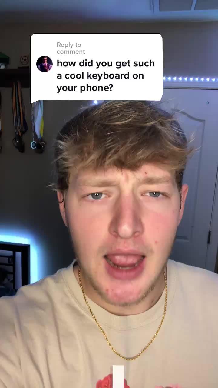 With Facemoji, chatting is super easy!