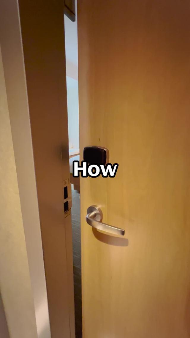 Refer your friends, travel for free  #studenttravel #studenthacks #travellinghacks #traveldiscount #university #university2022 #travellingonabudget #student #budgettravel #cheapflights #travel #cheaphotels 