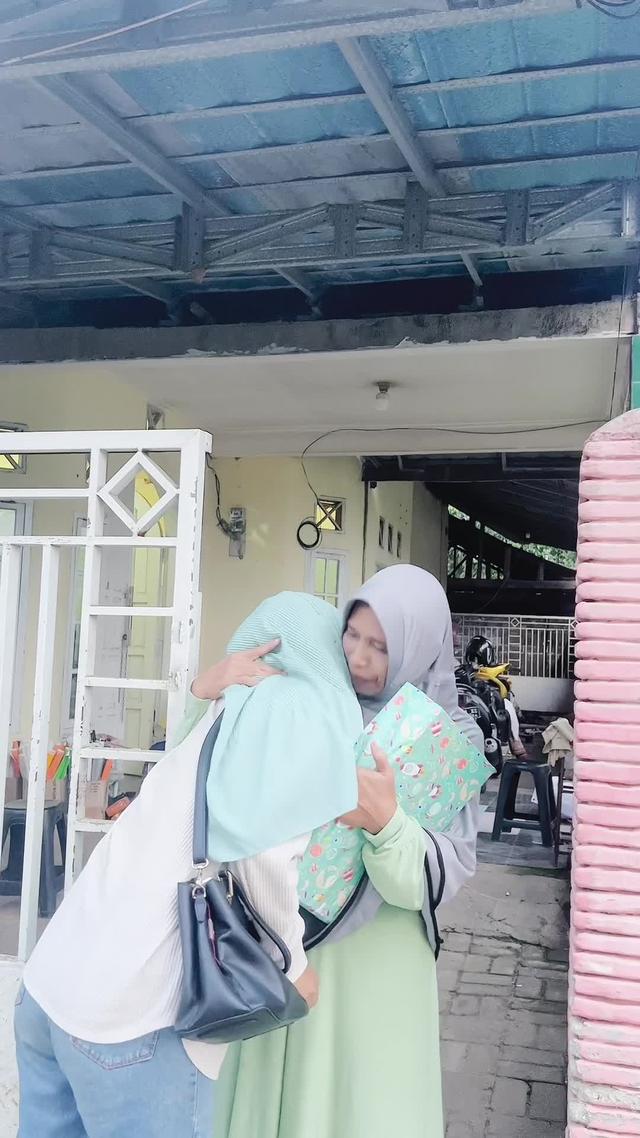 Kirimin barang pakai GrabExpress, diskon ongkir s.d. 70rb pakai kode promo: KIRIMYUK