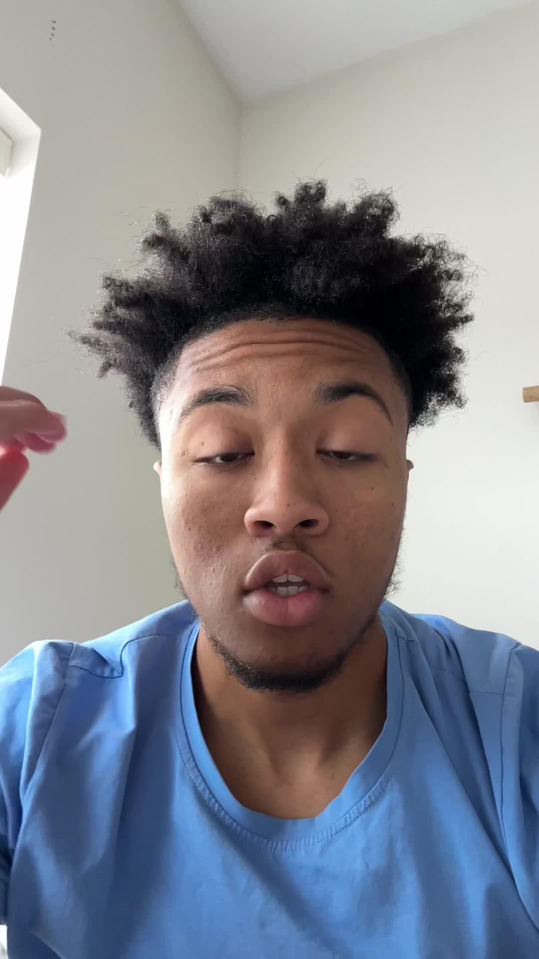 Track calories from your gallery.Try a healthy diet today!