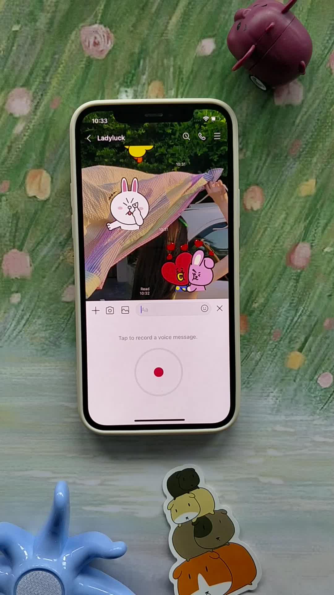 Voice changer that can be used for chatting, singing and playing games