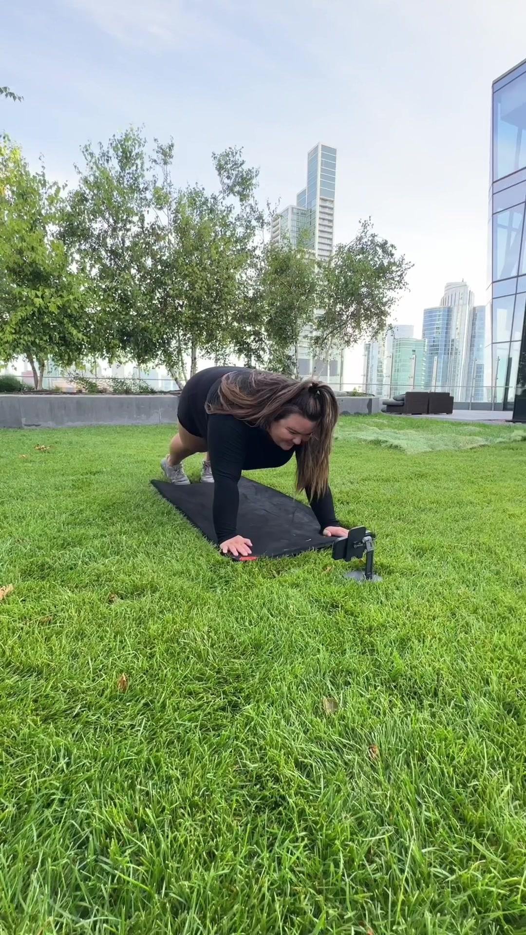 I’m mic’d up for my @Peloton workout today! #Ad Let’s get a quick stretch in and then try some Pilates! Whether you're new to working out or you want to fit a quick, but effective workout into your busy schedule, the Peloton App has free workouts that guide you through exercises and make you feel a part of an encouraging and positive community. Download the app and try my favorite free workouts today! And for my girlies getting back into working out after a hiatus or stepping foot into the gym for the first time, be patient with yourself! 🫶🏼 Everyone’s body is different, but our bodies are strong and capable of incredible things! Your first group class or workout will be challenging, but you will grow and progress each time! 😘 #onepeloton #plussizepilates #plussizeworkout #plussizefitness #pelotonapp #pilatesworkout #pilatesathomeworkout #pilateslovers #plussizeexercise #pilatestok #pilatesprincess #pilatesoutside 