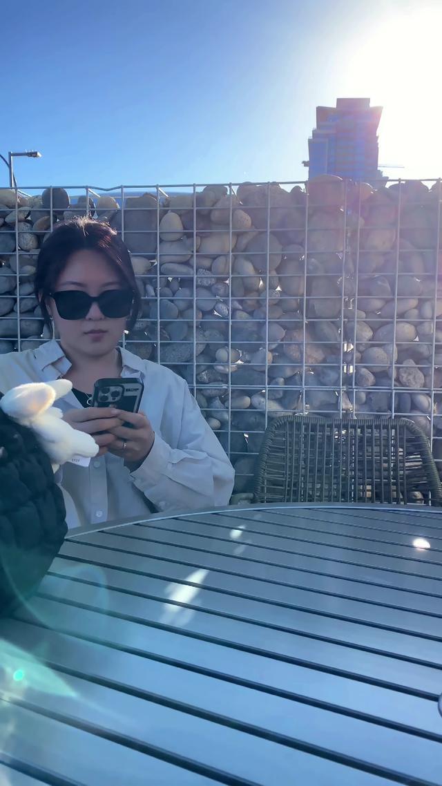 Download the Skyscanner app today! @spicysundayfinance