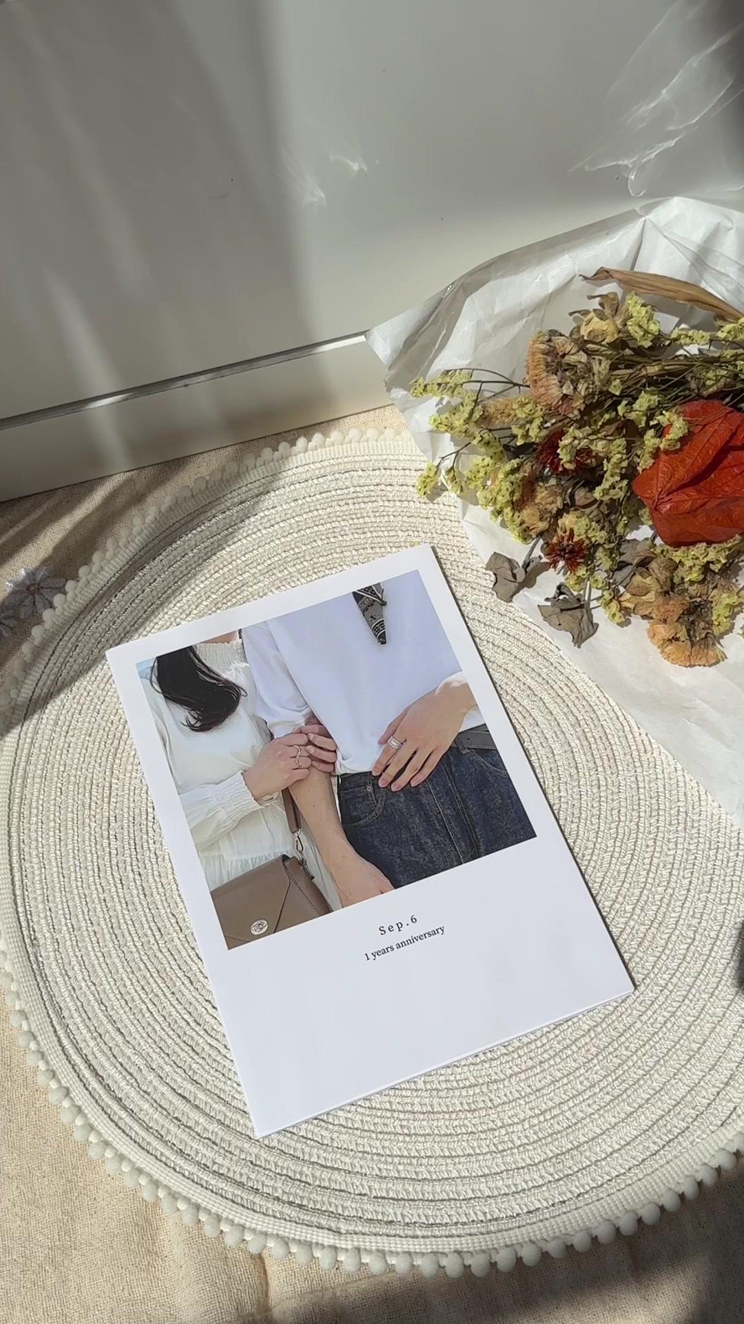 遠距離だから一年記念日一緒に過ごせないけど、会えない期間に @shimaumaprintで フォトブック作ってみました 🕊️ 喜んでくれたらいいなあ … ！ #PR #しまうまプリント #しまうまブック #フォトブック