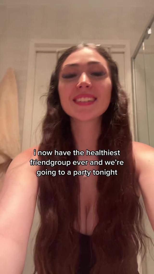 DOWNLOAD NOW HANGOUTS!! 🫶🏼🫶🏼@NOW Hangouts 