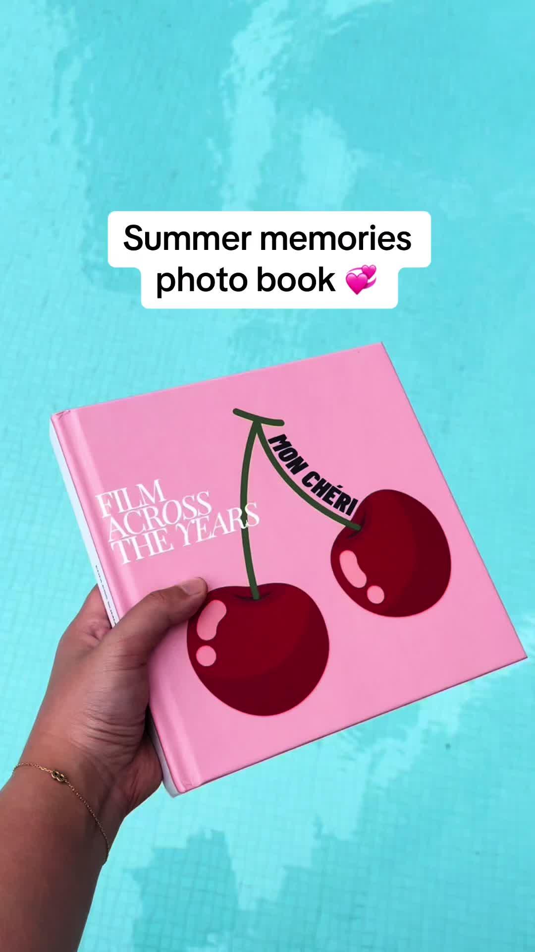 #ad Preserve the feeling of summer memories in a vibrant SimplePrints layflat photobook! 30% off with code SHINE30. July 19-31st ☀️ @getsimpleprints  - #summersale #bigsummersale #summermemories #capturethesun